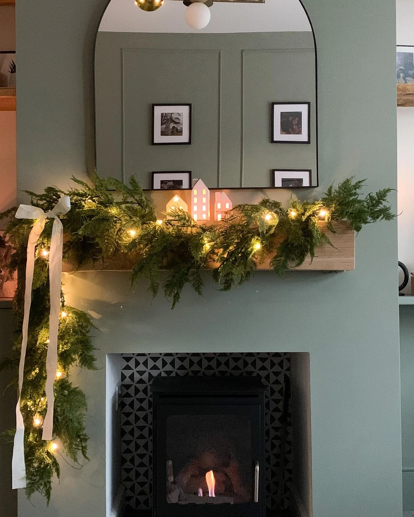 9- Add Simple Bows for a Small Festive Detail