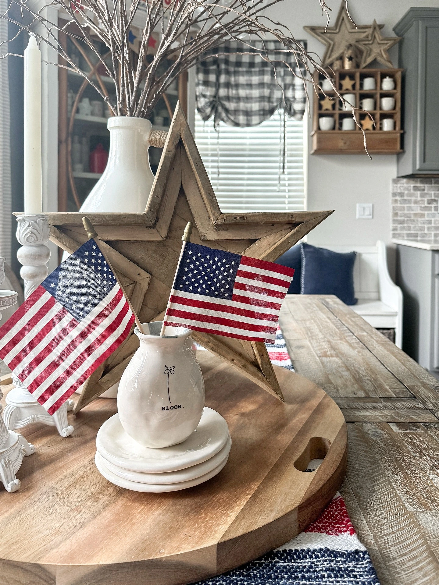2- Build a Farmhouse Tray Display