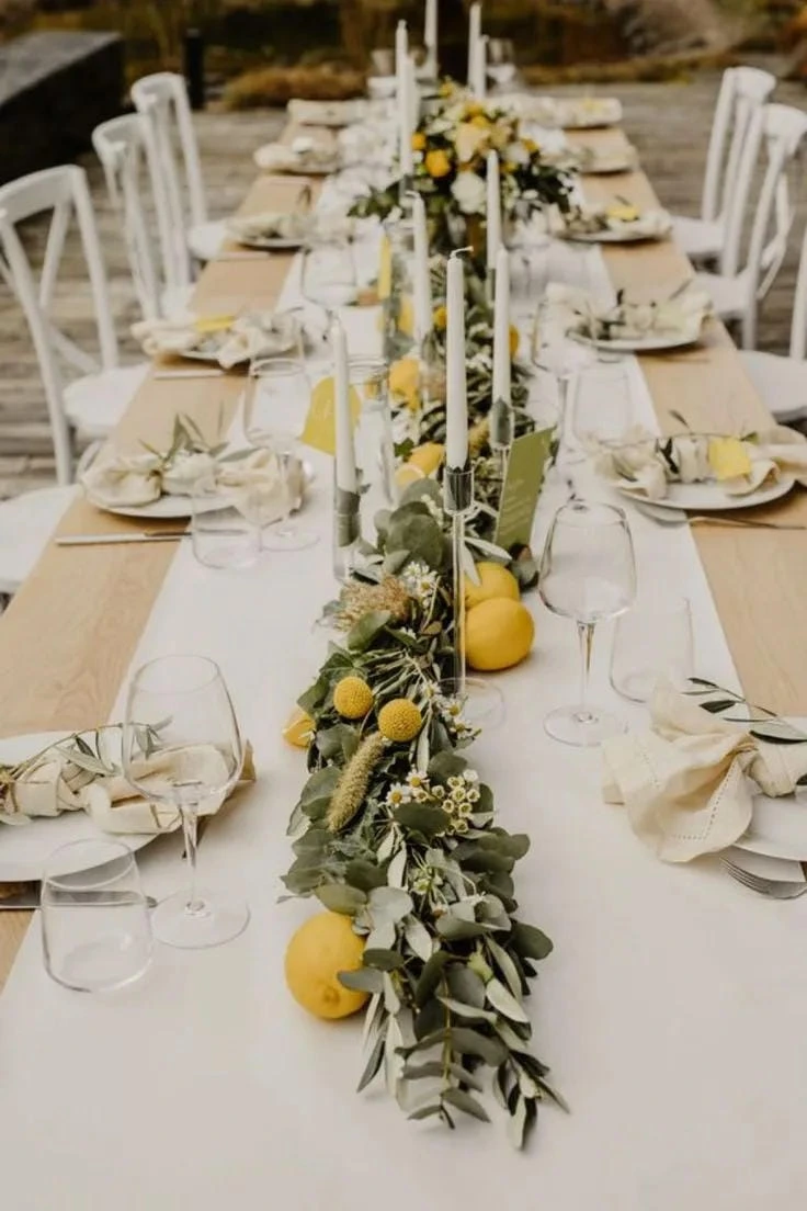 10- Build a Fresh Lemon and Greenery Runner