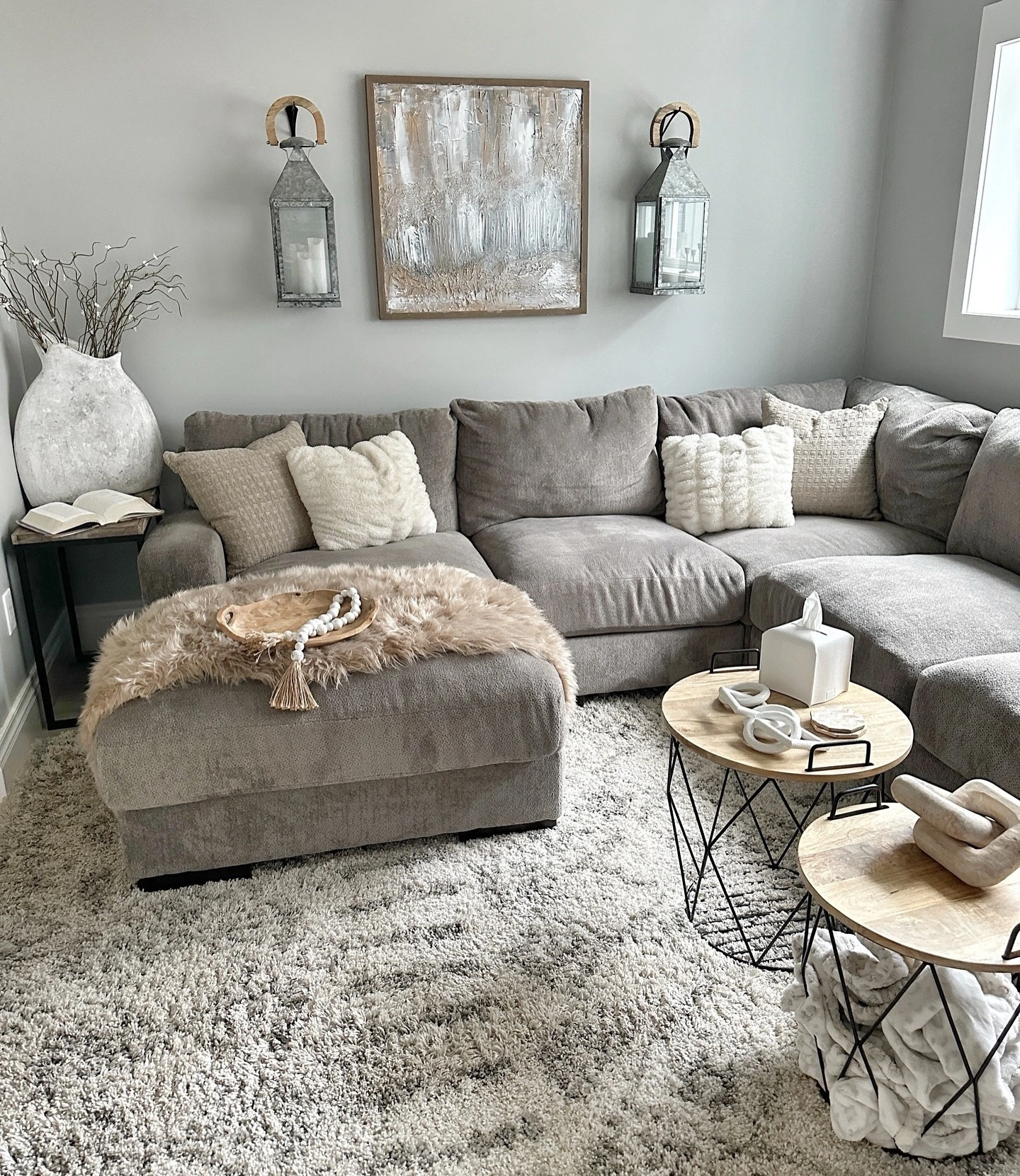 2- Build a Quiet Neutral Pillow Mix