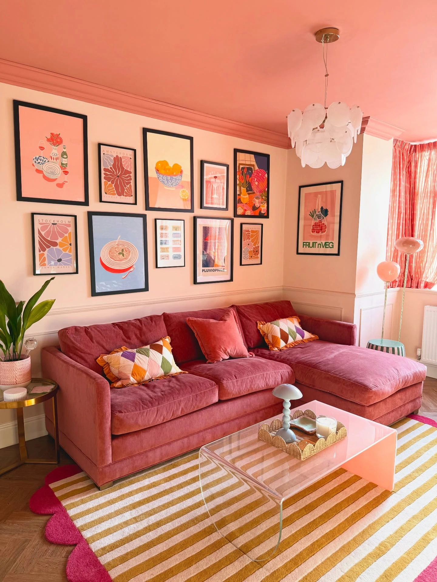 1- Commit to a Layered Pink Palette