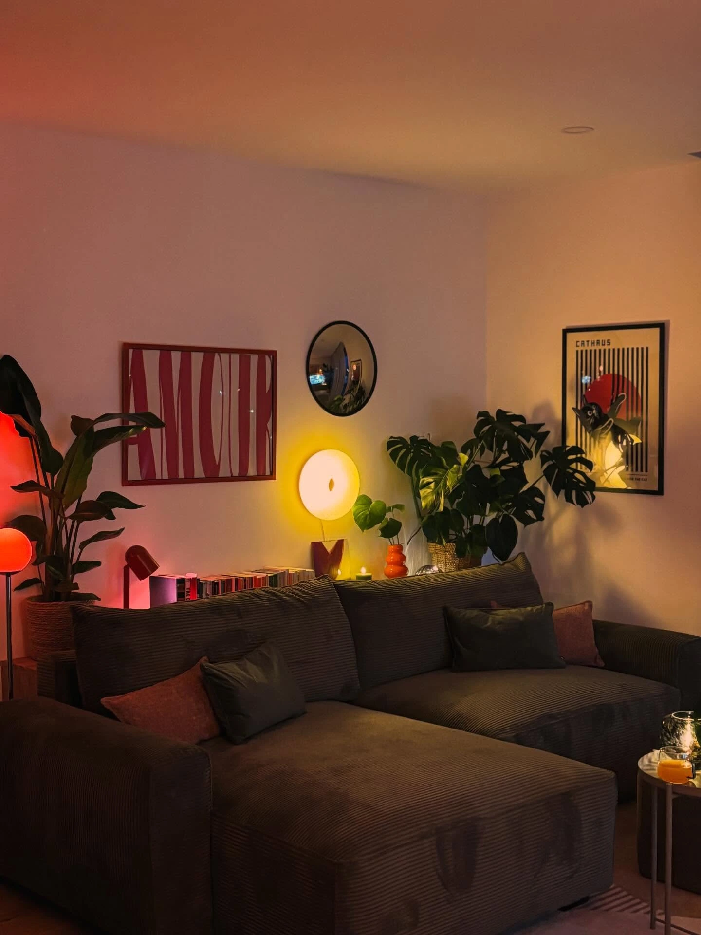 13- Create a Cozy Mixed-Art Wall
