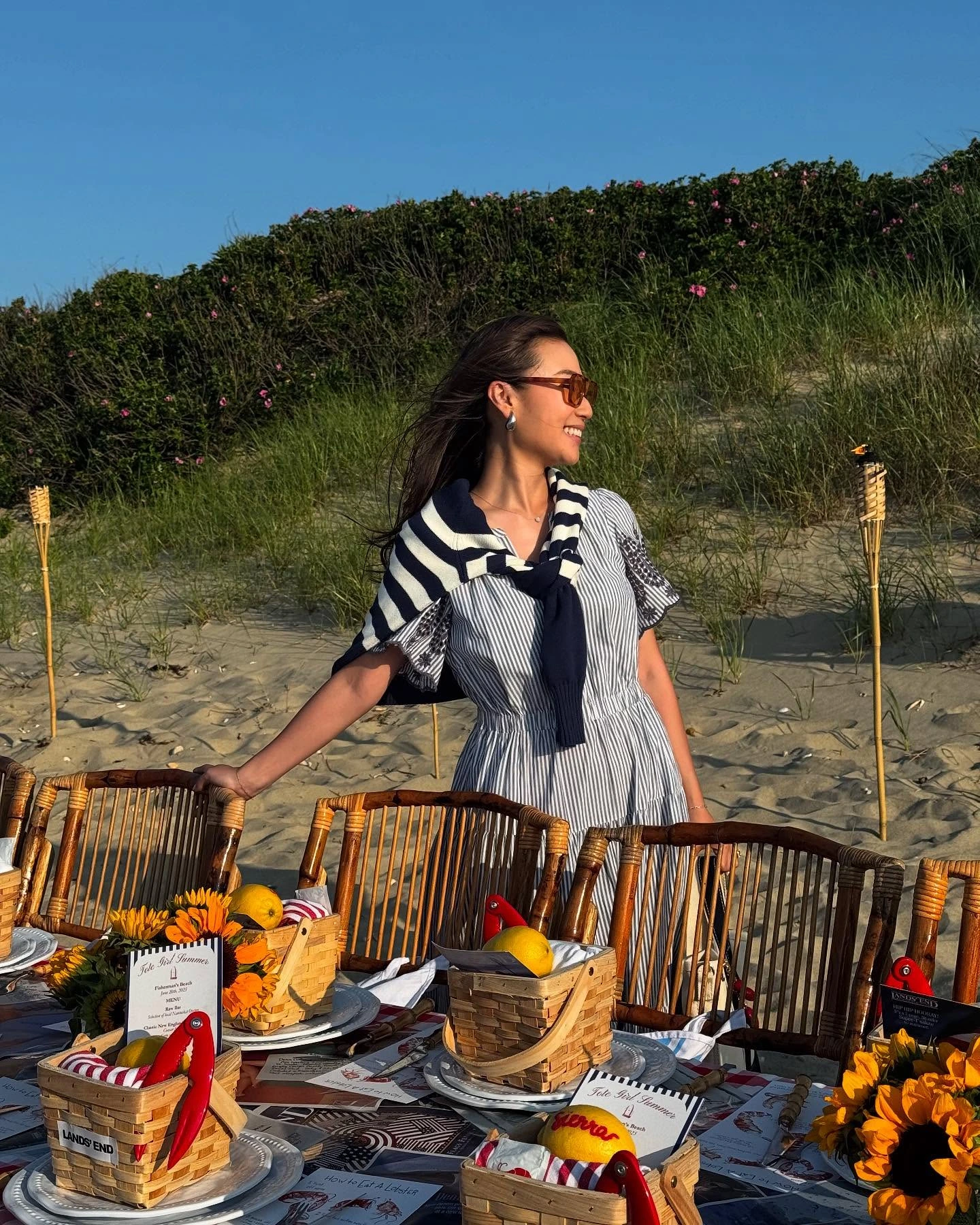 2- Dine Right on the Sand