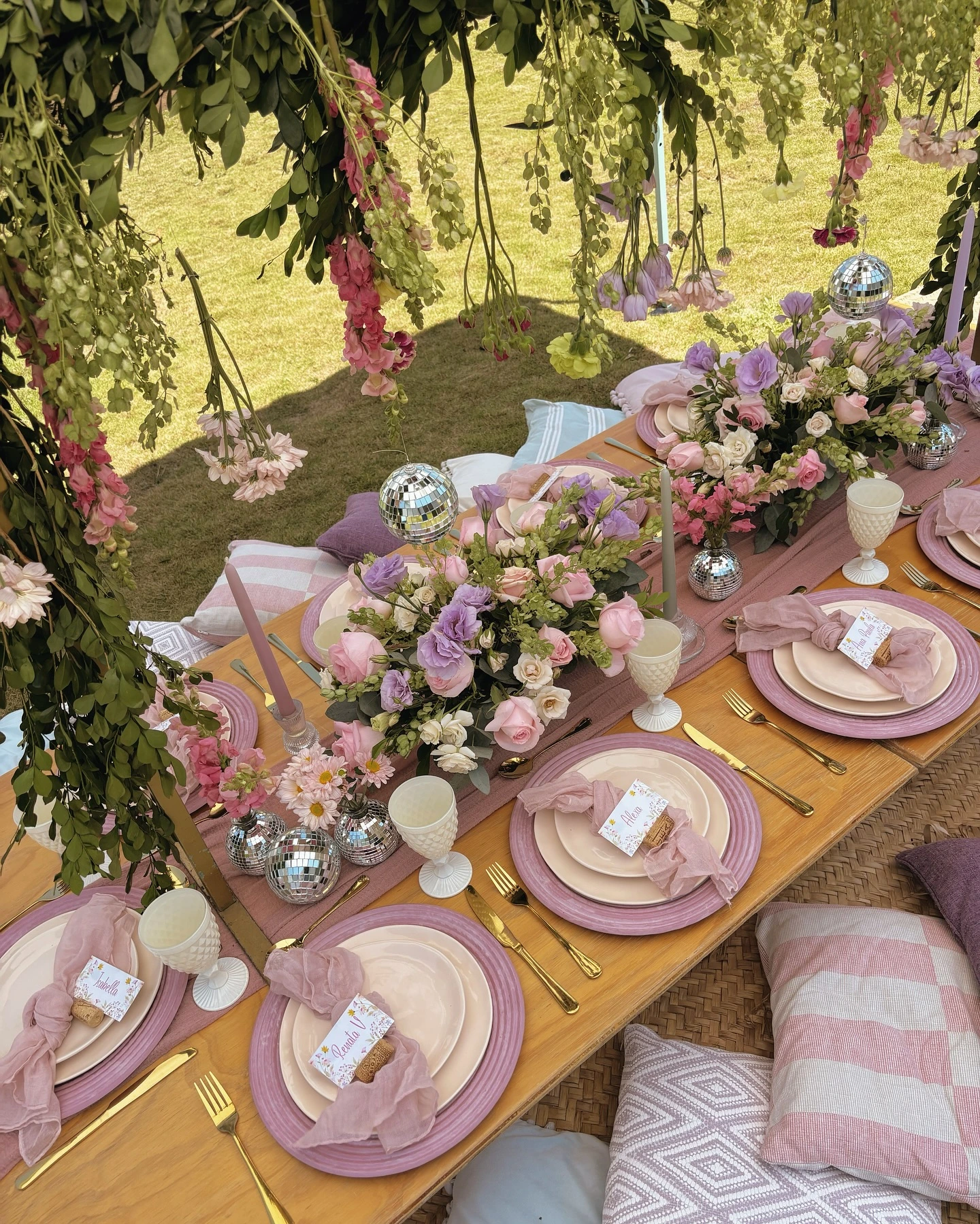 15- Hang Greenery over a Picnic Table