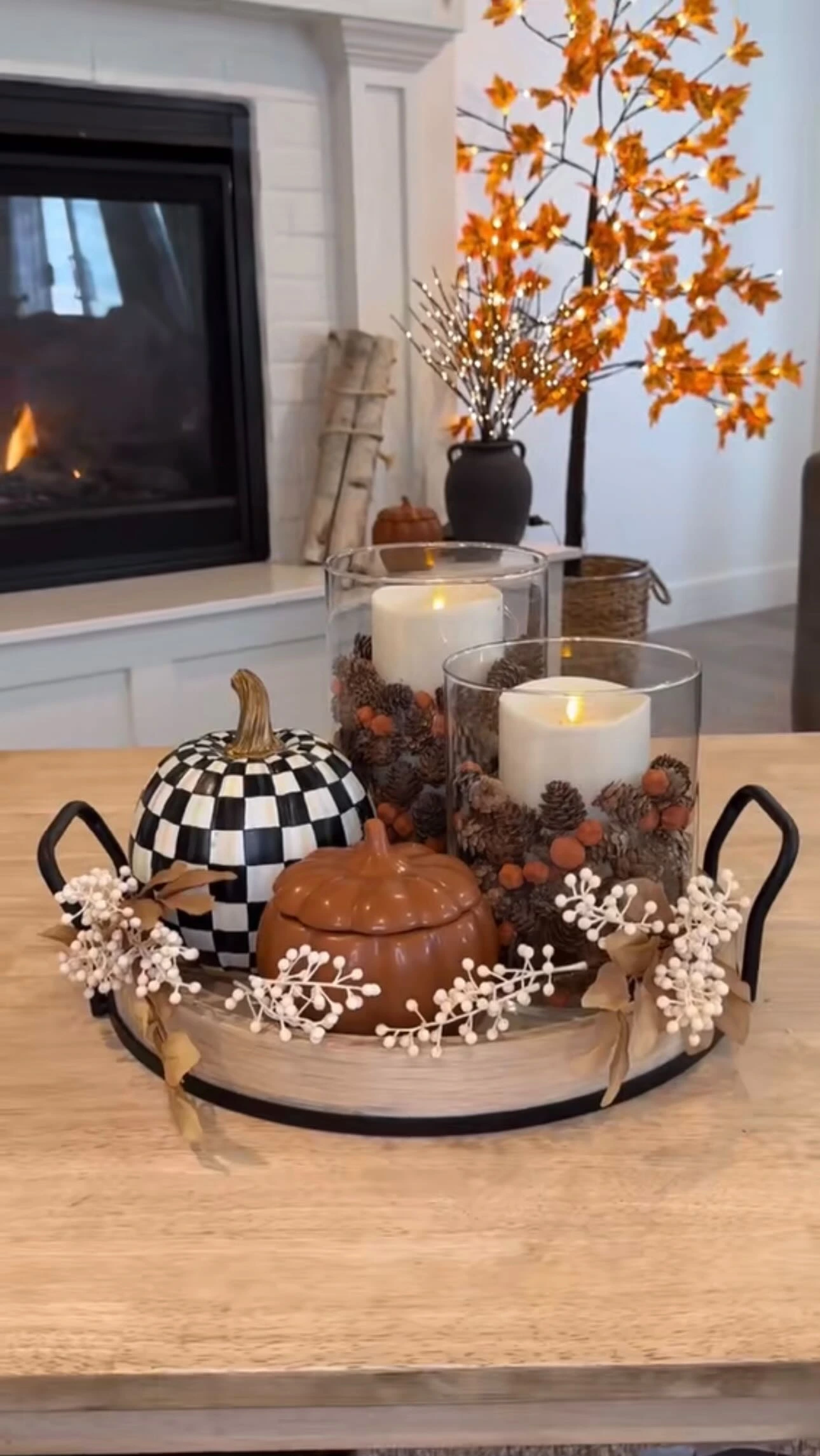 3- Keep TV Decor Low and Contained