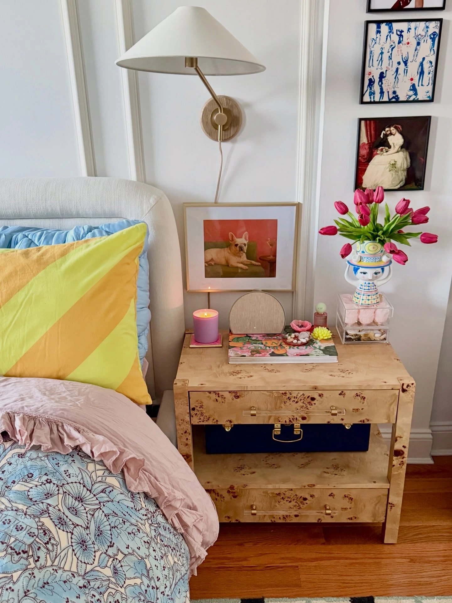 7- Let Colorful and Personal Details Lead