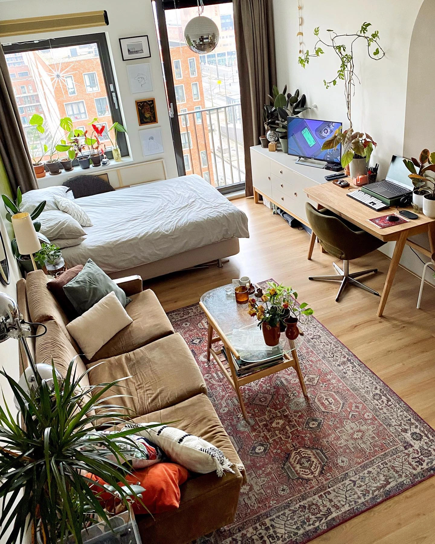 2- Place the Desk Near the Window