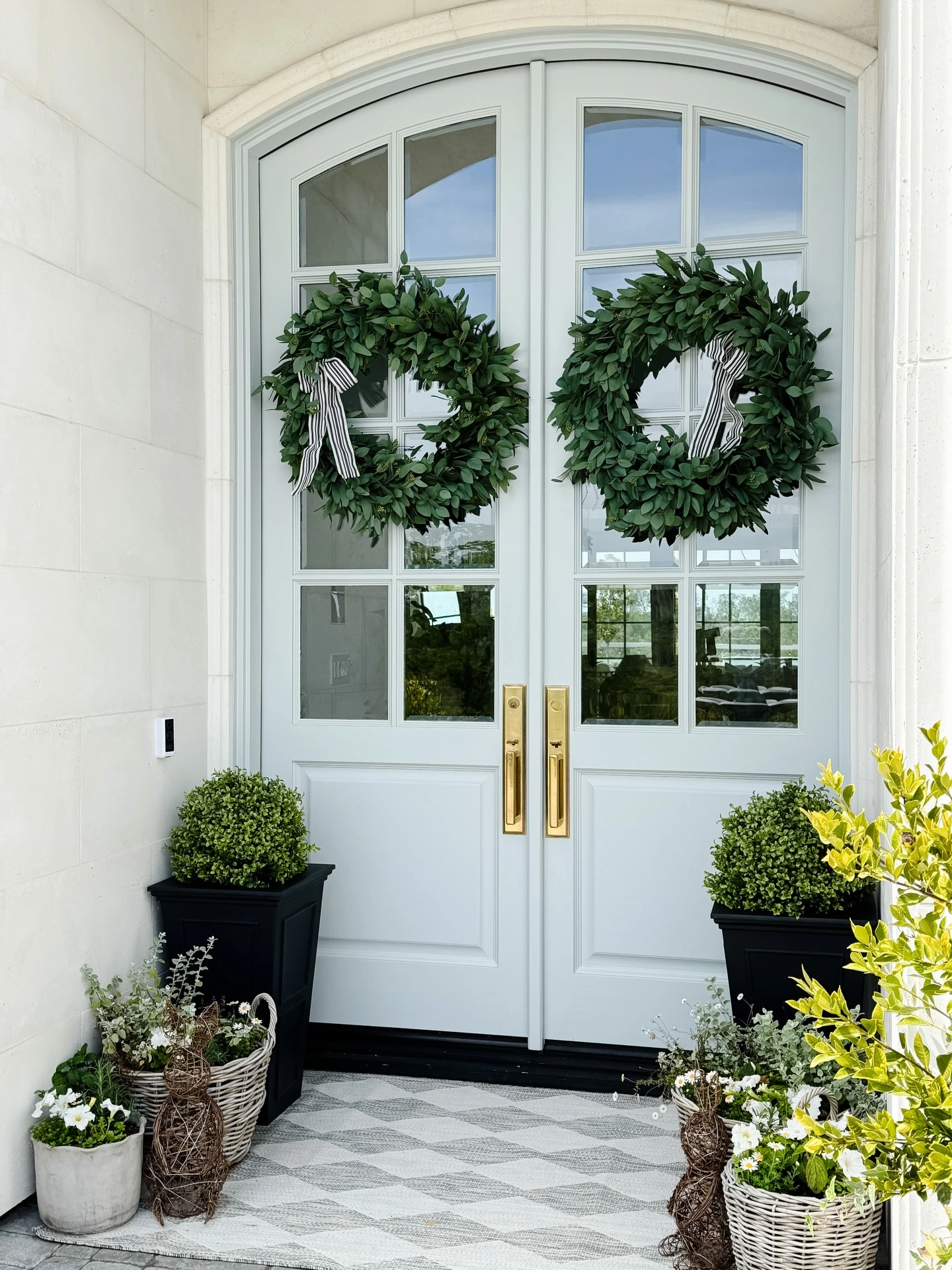 9- Repeat Black Pots at Double Doors