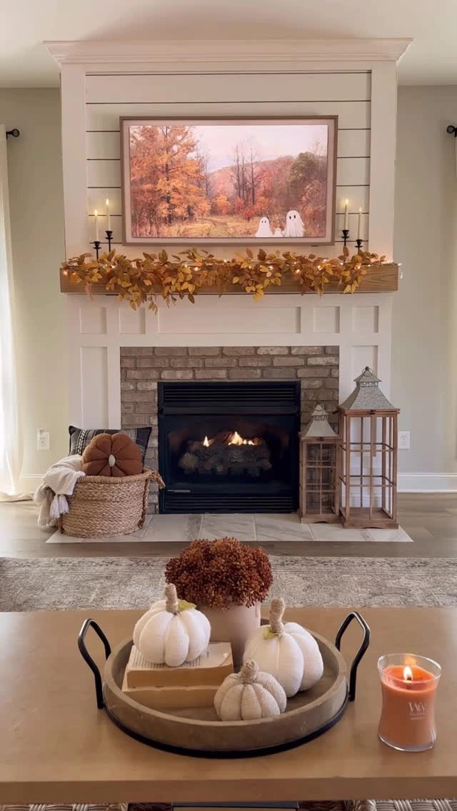 2- Set a Soft Fall Dining Table