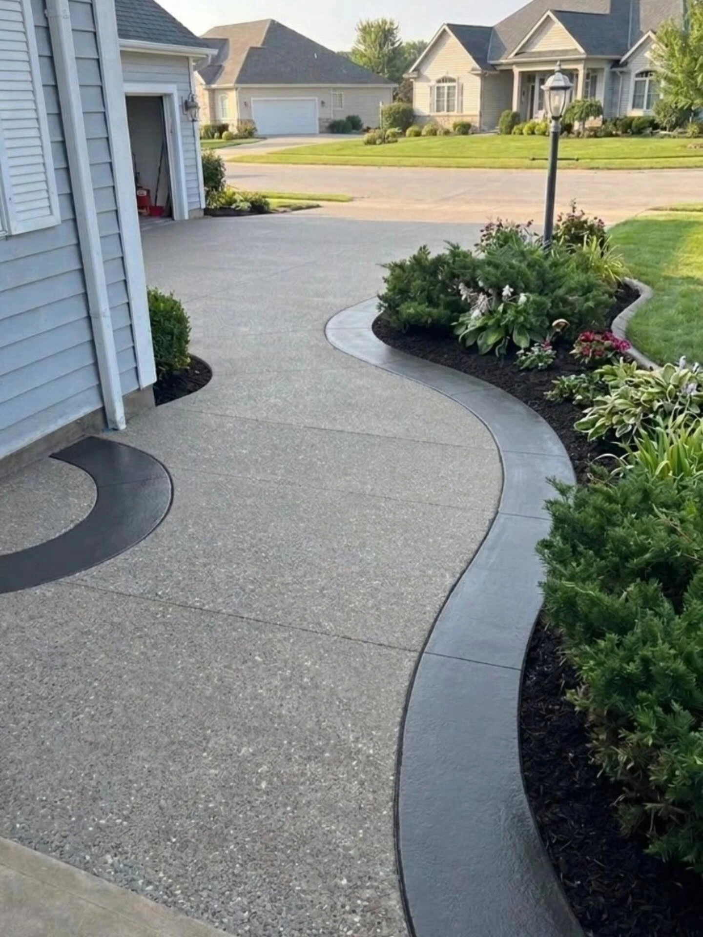 9- Soften the Entry with a Curved Edge