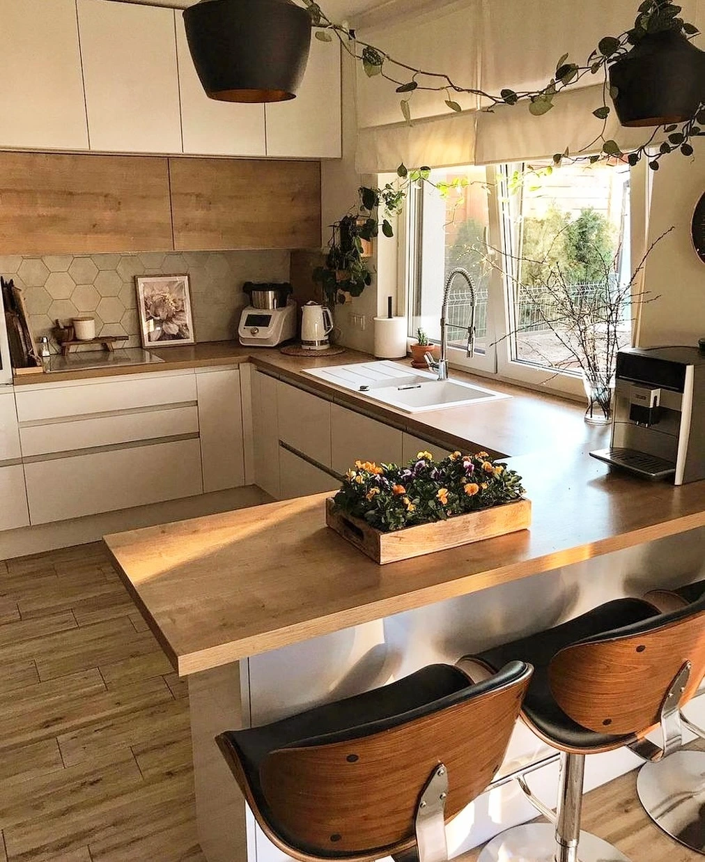 11- Soften the Room With Warm Wood Planks