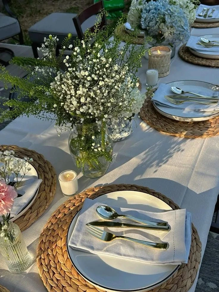 3- Use Baby's Breath with Woven Chargers