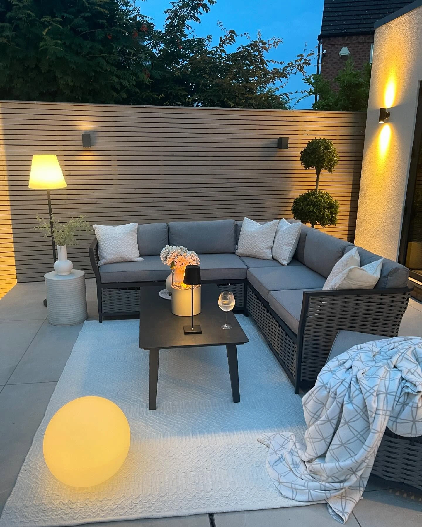 20- Warm Up a Corner Sectional