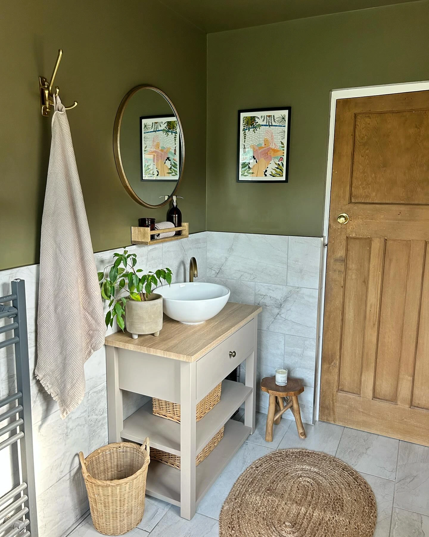 8- Warm Up Olive Walls with Natural Texture