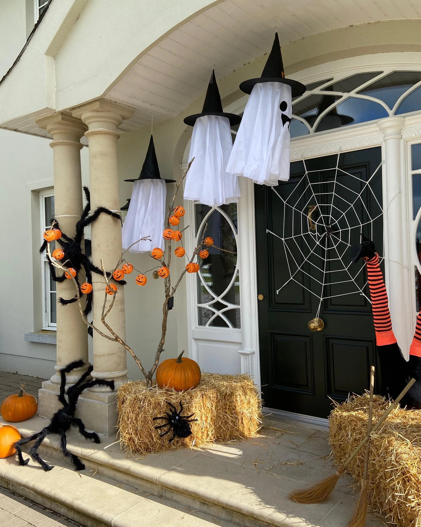 28- Build a Witchy Porch Scene