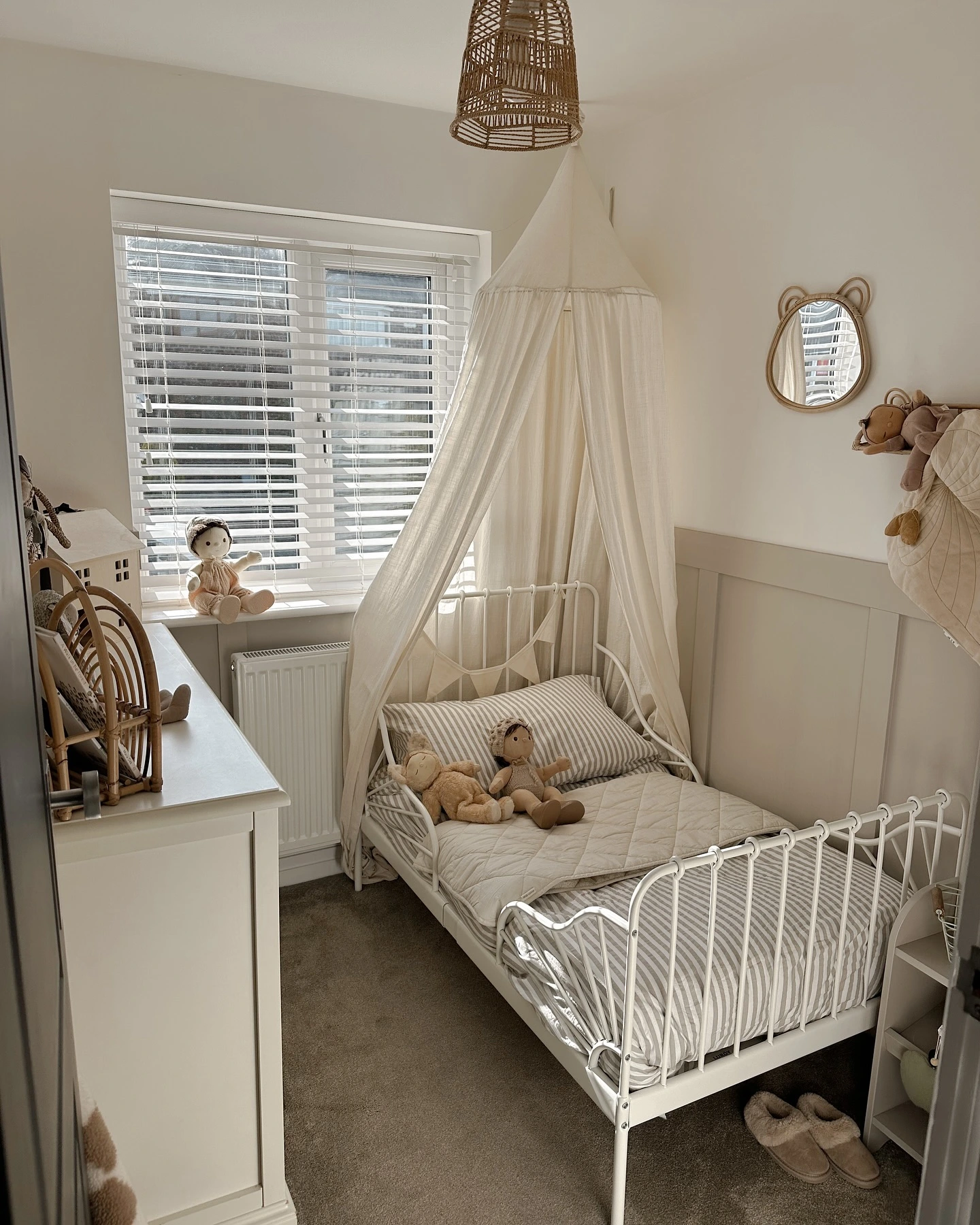 6- Create a Cozy Bed Canopy