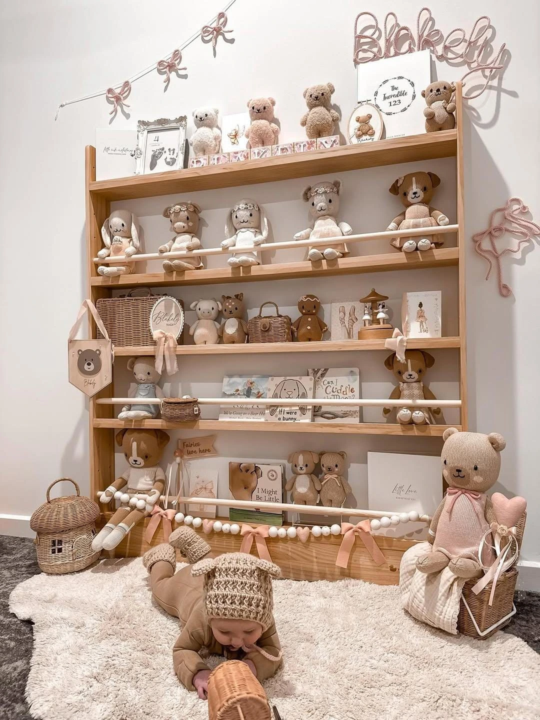 8- Create a Wall of Teddies
