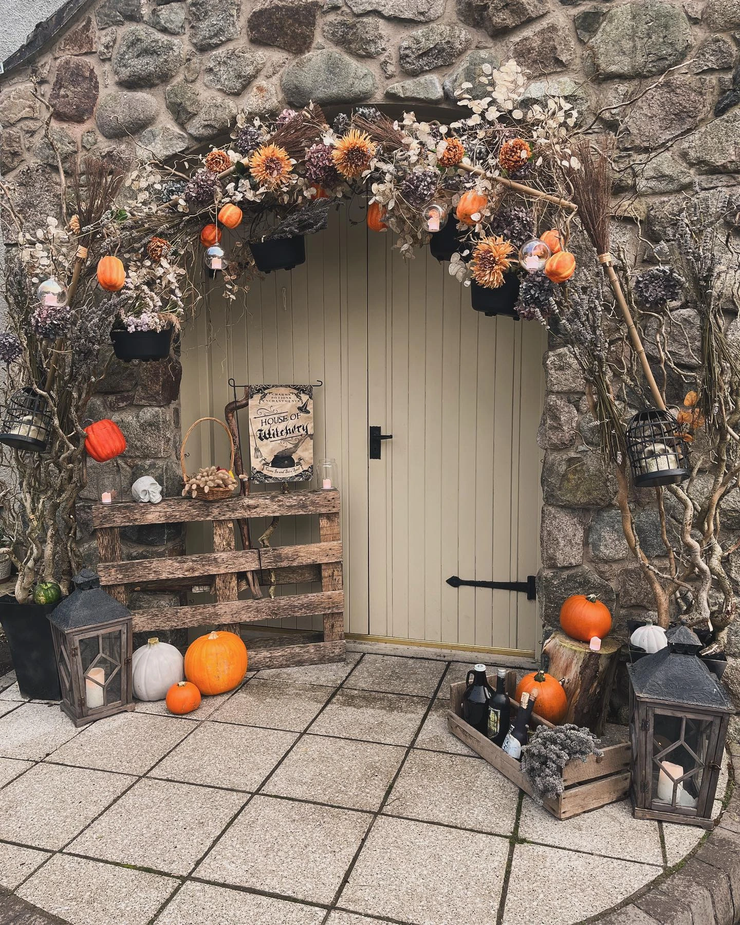 13- Frame the Entire Doorway