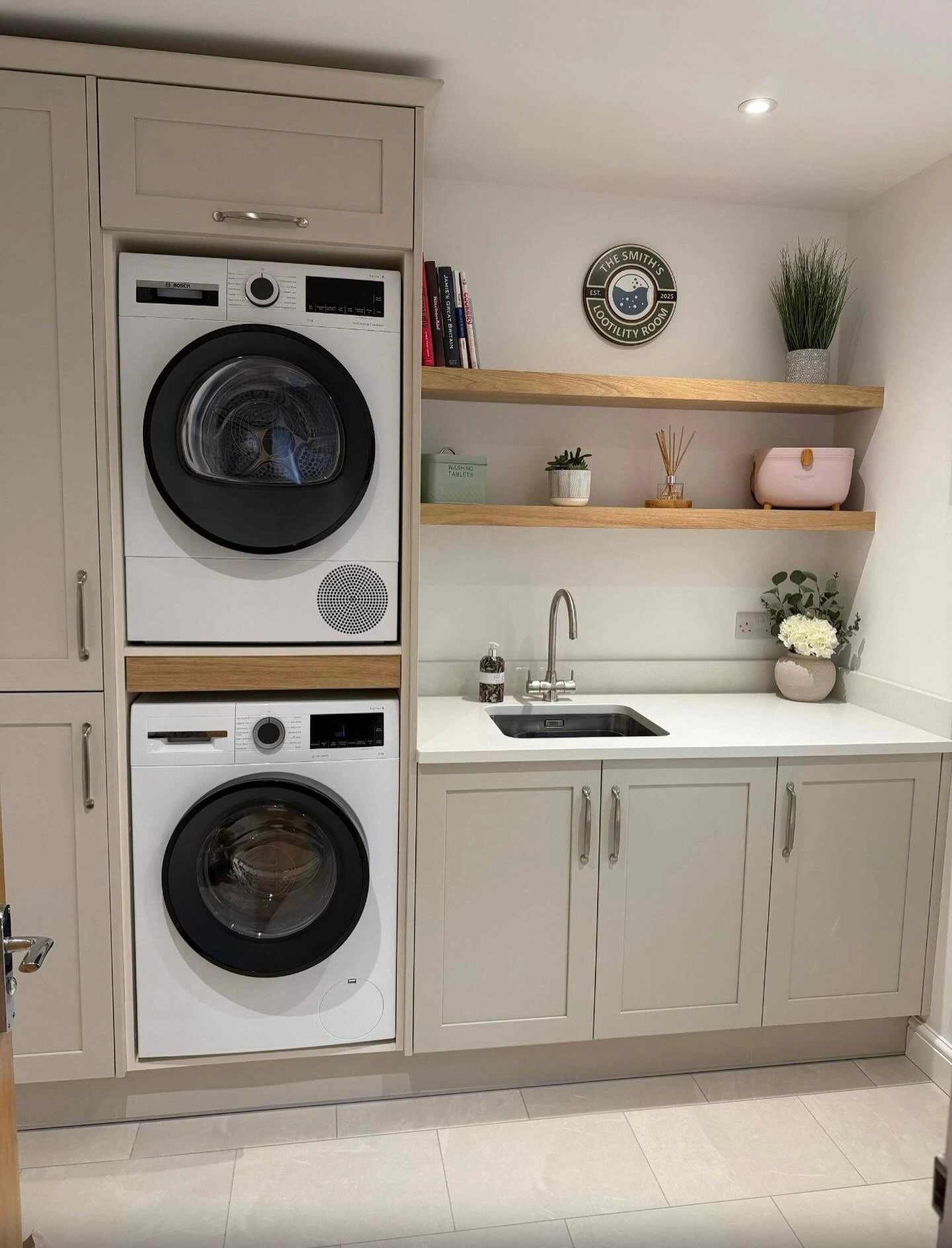 9- Give a Narrow Room a Proper Sink