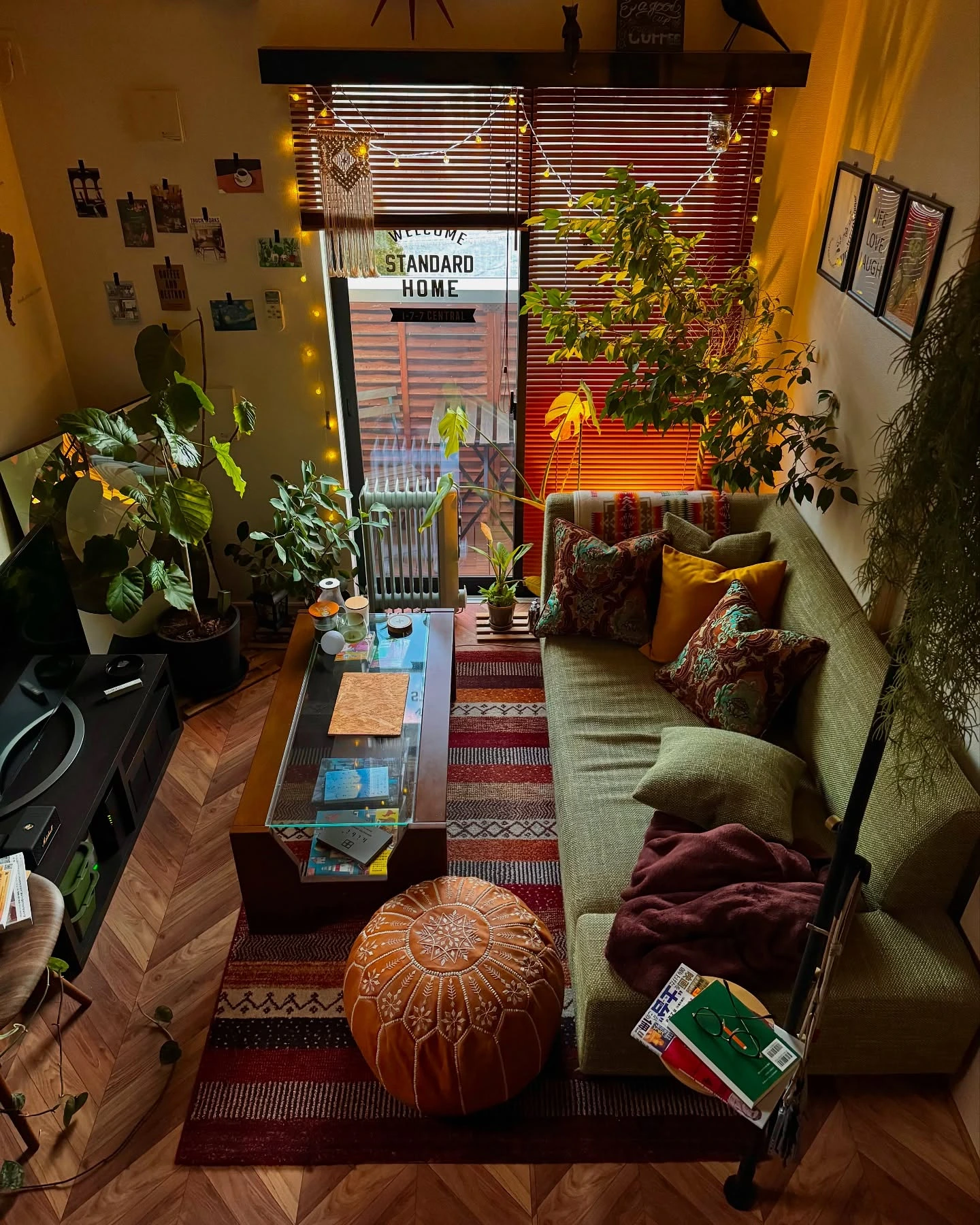 1- Layer Rugs with Cushioned Floor Seating