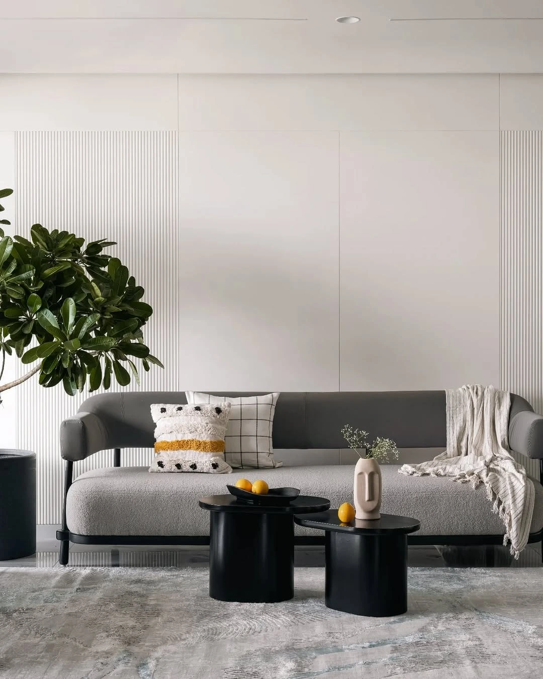 10- Pair Black Accents with a Fig Tree