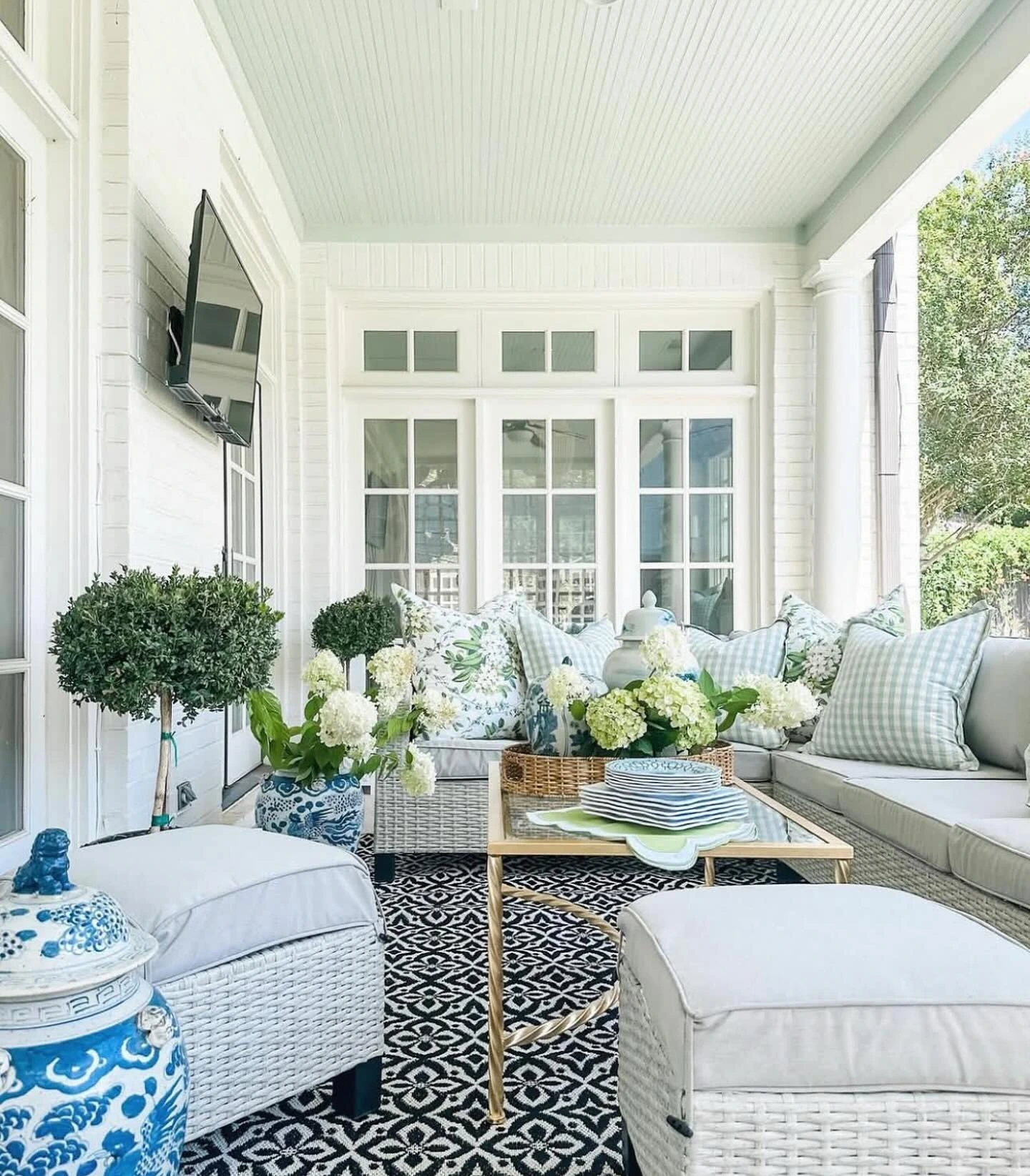 4- Soften White Seating with Blue Accents