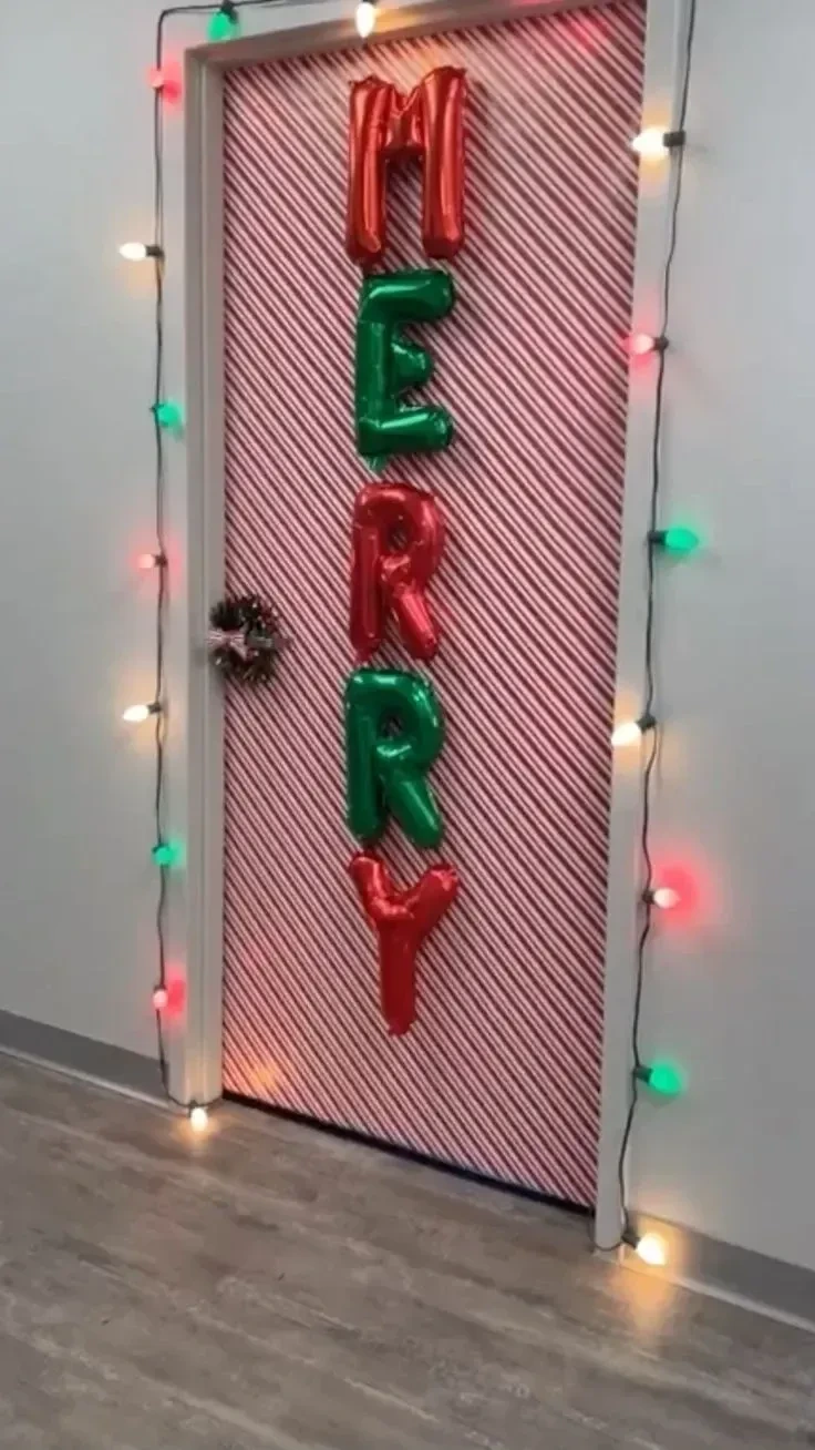 6- Spell Out a Christmas Greeting